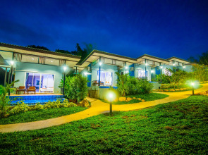 Chomphu Resort Khaolak