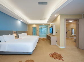 Holiday Inn Express Chengdu Tianfu Square by IHG