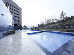 Ramada Hotel & Suites by Wyndham Gangwon Pyeongchang