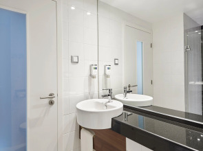 Holiday Inn Express Lisbon - Alfragide by IHG