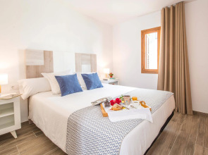 Flipflop Surfing Playa Apartments