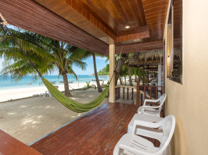 Bottle Beach 1 Resort