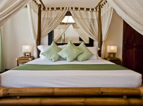 Safari Island Resort