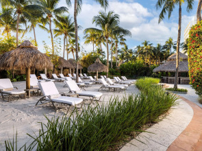 The Palms Hotel & Spa