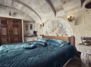 Elika Cave Suites & Spa