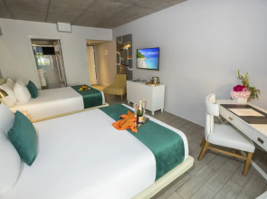 Riviera Hotel South Beach