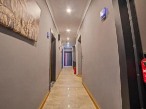 City Moonlight Apart Hotel