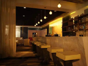 Be Playa Hotel Boutique & Rooftop Bar