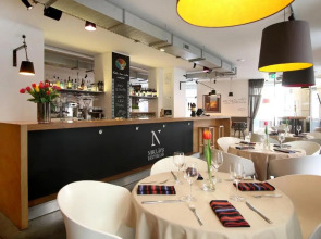 Отель Hestia Hotel Draugi