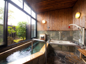 Yufuin Yawaraginosato Yadoya