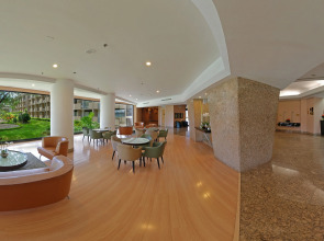 Irazu Hotel & Studios