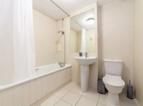 The Stratford Apartments