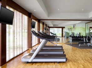 VOGO Abu Dhabi Golf Resort & Spa