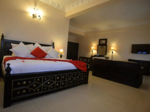 Golden Tulip Stonetown Boutique