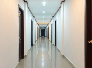 Douangpraseuth Hotel