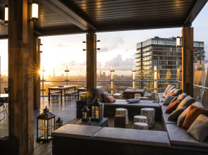 Отель Novotel London Canary Wharf 