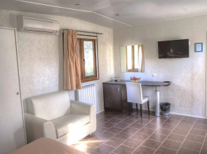 Flaminio Village Bungalow Park - Campground