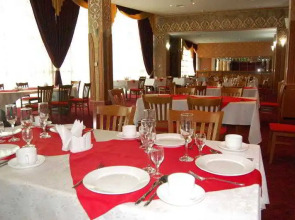 Khorezm Palace (Хорезм Пэлэс)