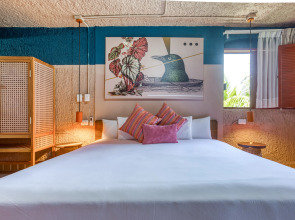 Отель Selina Cancun Laguna Hotel Zone