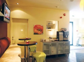 Stoltzen Hotel  Apartments