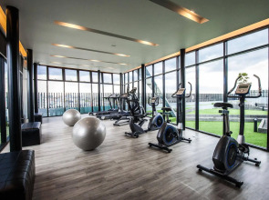 De Botan Srinakarin Hotel & Residence