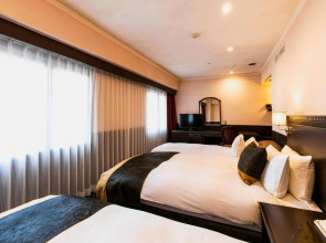 Kobe Tor Road Hotel Sanraku