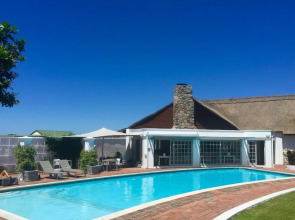 Whale Rock Luxury Lodge