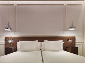 Отель H10 Itaca