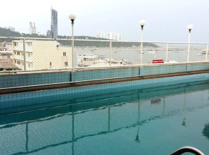 Cloudotel Walking Street