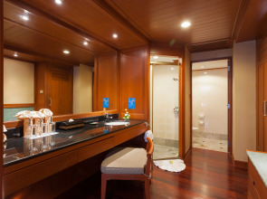 Diamond Cliff Resort & Spa, Patong Beach