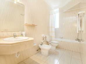 Globales Reina Cristina