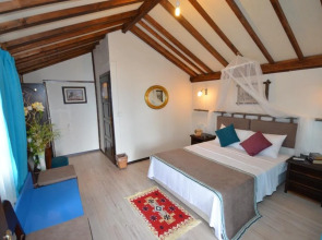 Blu Brezza Marine Hotel