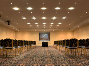 Argenta Tower Hotel & Suites