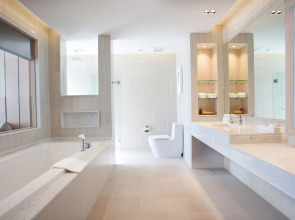 Le Meridien Khao Lak Resort & Spa