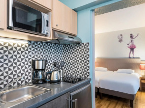 de Vins Sky Hotel Seminyak