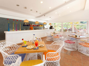 Checkin Bungalows Atlantida