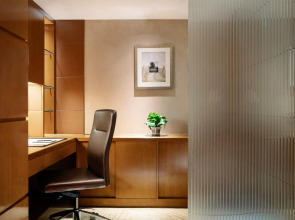 Kowloon Shangri-La, Hong Kong