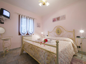 Villa Monte Enrico - Pool And Whirlpool