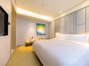 Ji Hotel Shanghai New International Expo Center