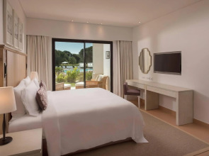 Pine Cliffs Ocean Suites, a Luxury Collection Resort & Spa