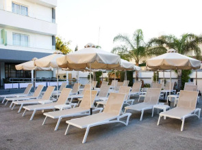 Pefkos Hotel
