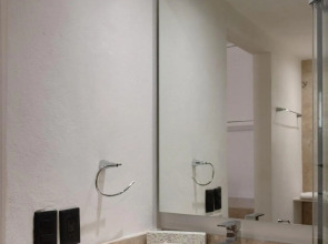 Calypso Hotel Cancun