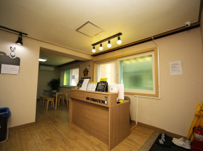 24 Guesthouse Seoul Cheongryangri