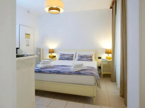 St. Peter' Six Rooms & Suites