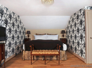 Townhouse Boutique Hotel