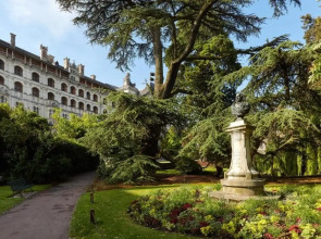 Hotel De France Et De Guise