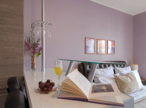 БелосНежность на набережной Обводного канала 108