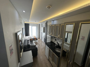 Taksim Larissa Hotel Suites