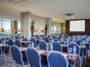 Centro Sharjah by Rotana