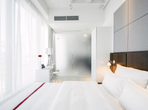 Ruby Lilly Hotel Munich